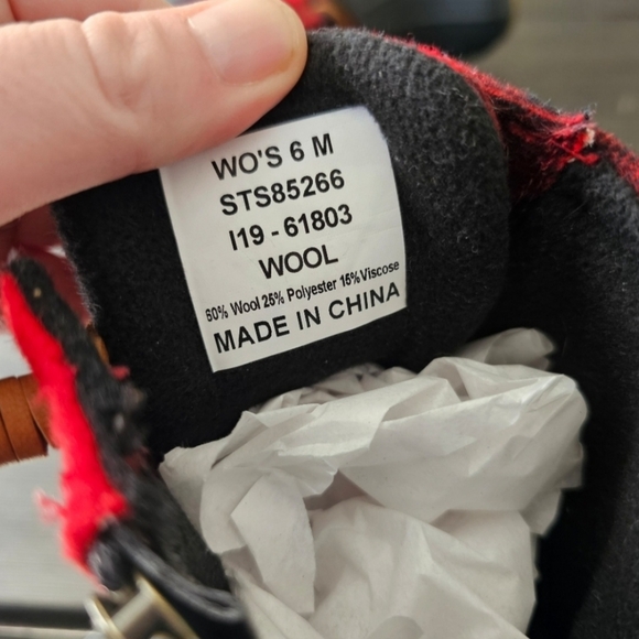 Sperry Saltwater Wool Boots - Picture 9 of 9